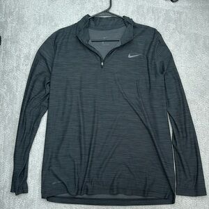 Nike DriFit zip Pullover Men’s Large